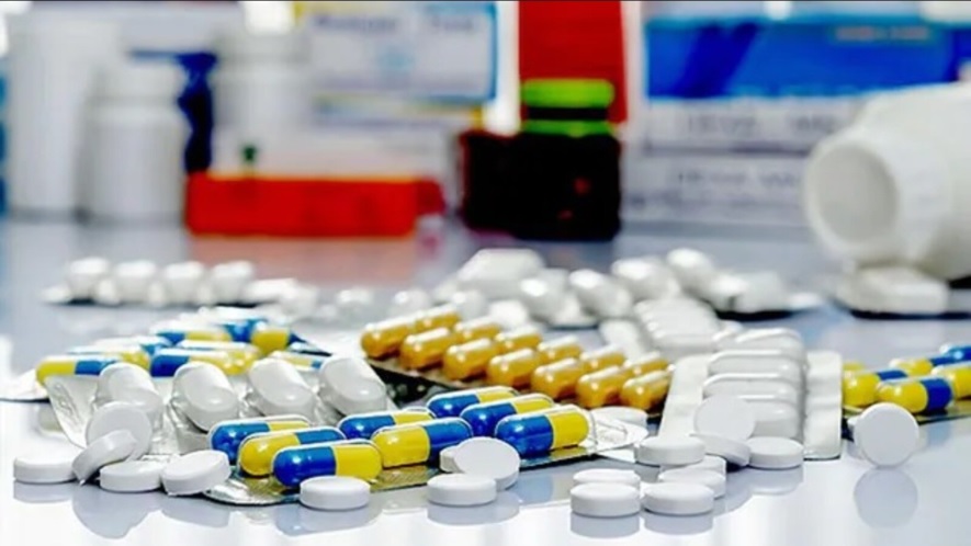 मुद्दा: लोगों के स्वास्थ्य के साथ खिलवाड़ कर रही‌ हैं नकली दवा कंपनियां
