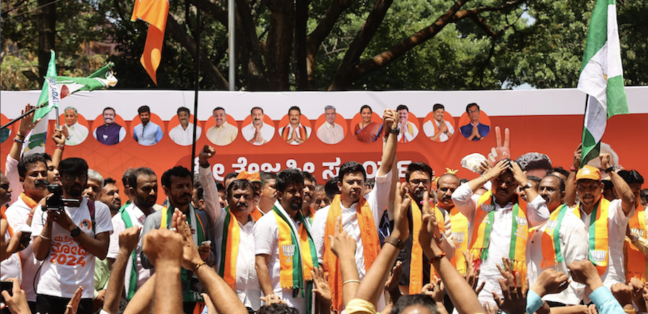 कर्नाटक: छात्रों को ‘अटेंडेंस’ के लिए तेजस्वी सूर्या की रैली में शामिल होने को कहने का आरोप