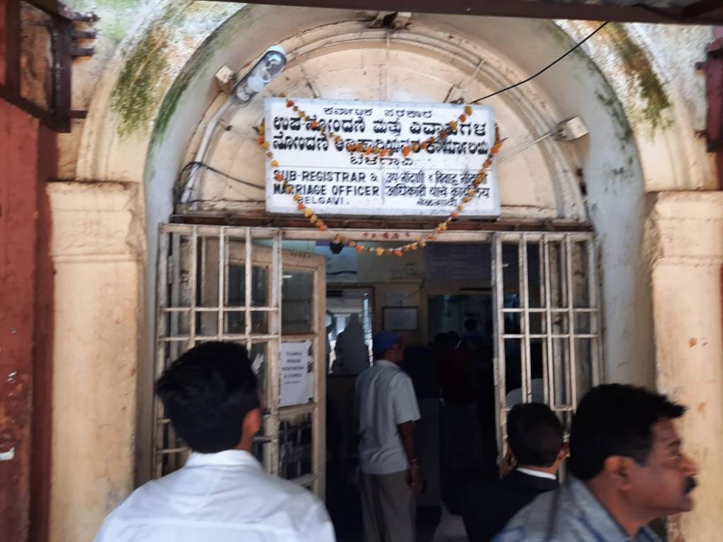 Belagavi: Shocking Violation of Government Protocol – Unauthorised Individual Found Posing as Sub-Registrar