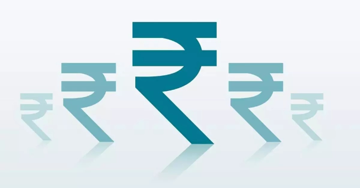 Rupee Crashes to All-Time Low of 90.2 Against US Dollar