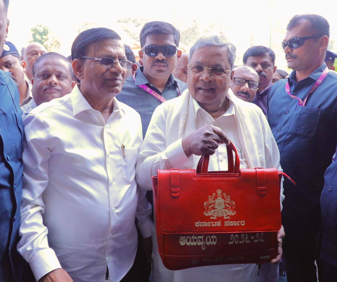 Siddaramaiah ने पेश किया कर्नाटक का बजट 2026–27, बेलगावी जिले के लिए कई बड़ी घोषणाएँ