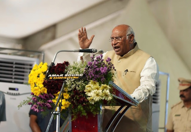 Mallikarjun Kharge ने Narendra Modi की विदेश नीति की आलोचना की