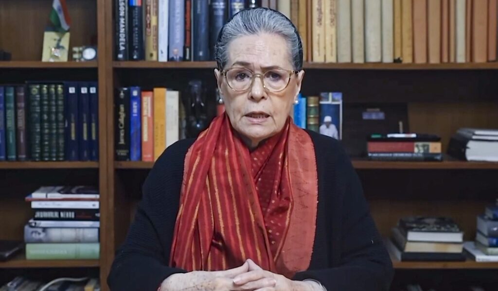 ख़ामेनेई की हत्या पर भारत की चुप्पी तटस्थता नहीं, बल्कि ज़िम्मेदारी से पीछे हटना: सोनिया गांधी