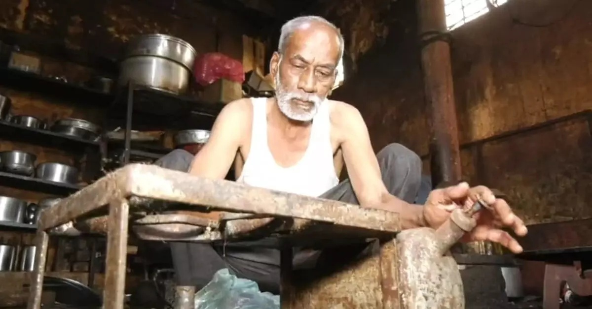 गैस सिलेंडर न मिलने से होटल बंद; कर्ज के दबाव में होटल मालिक ने की आत्महत्या