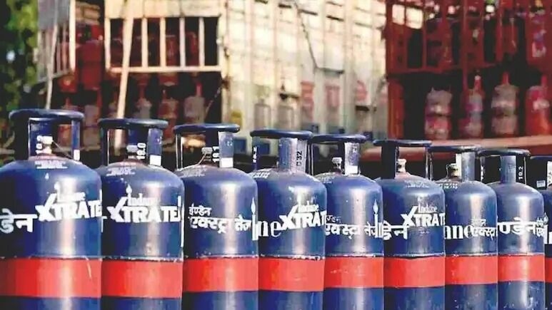 Commercial LPG Cylinder Price Hiked by ₹195.5: Shock for Hotel and Restaurant Owners