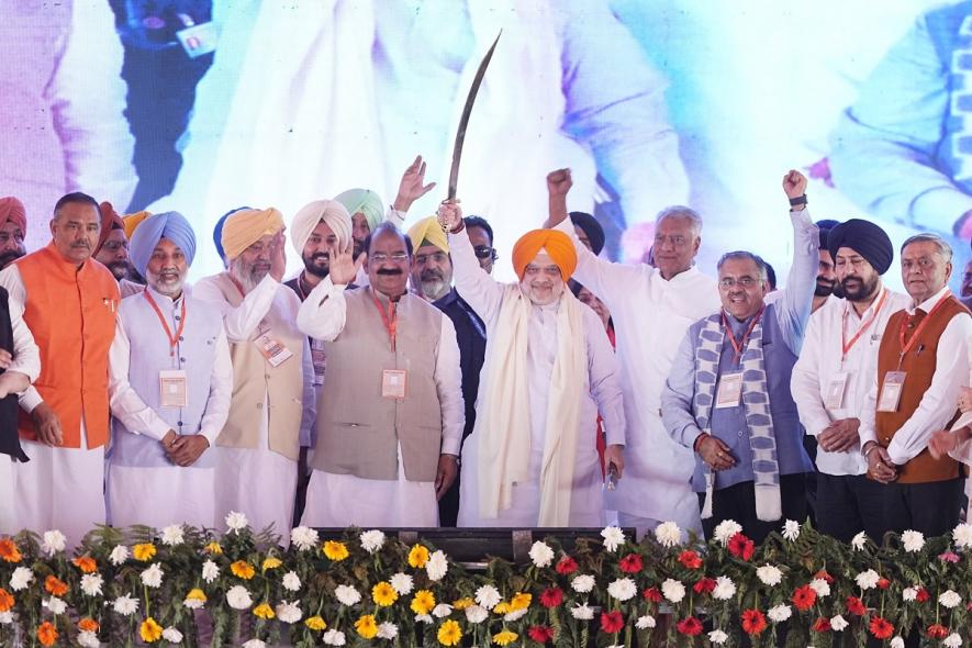 पंजाब में धर्म परिवर्तन का मुद्दा क्यों उभारा जा रहा है?