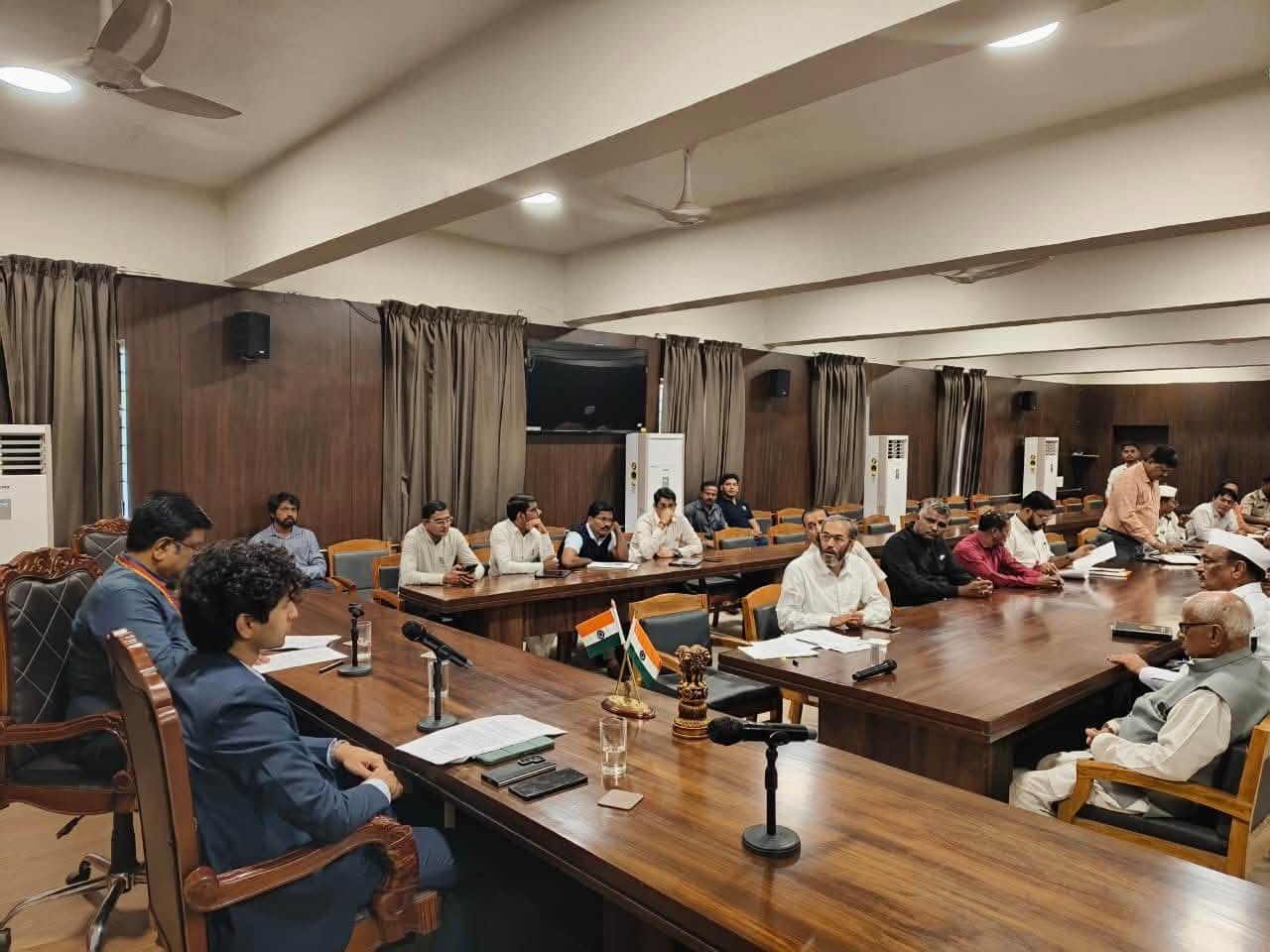 स्वतंत्रता दिवस की तैयारियों को लेकर पूर्व बैठक, DC मोहम्मद रोशन ने दिए अहम निर्देश