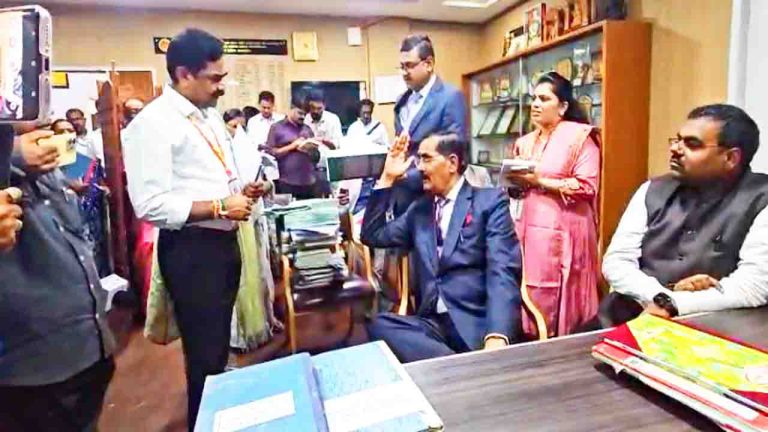 बेलगावी महानगर पालिका पर लोकायुक्त की अचानक छापेमारी!