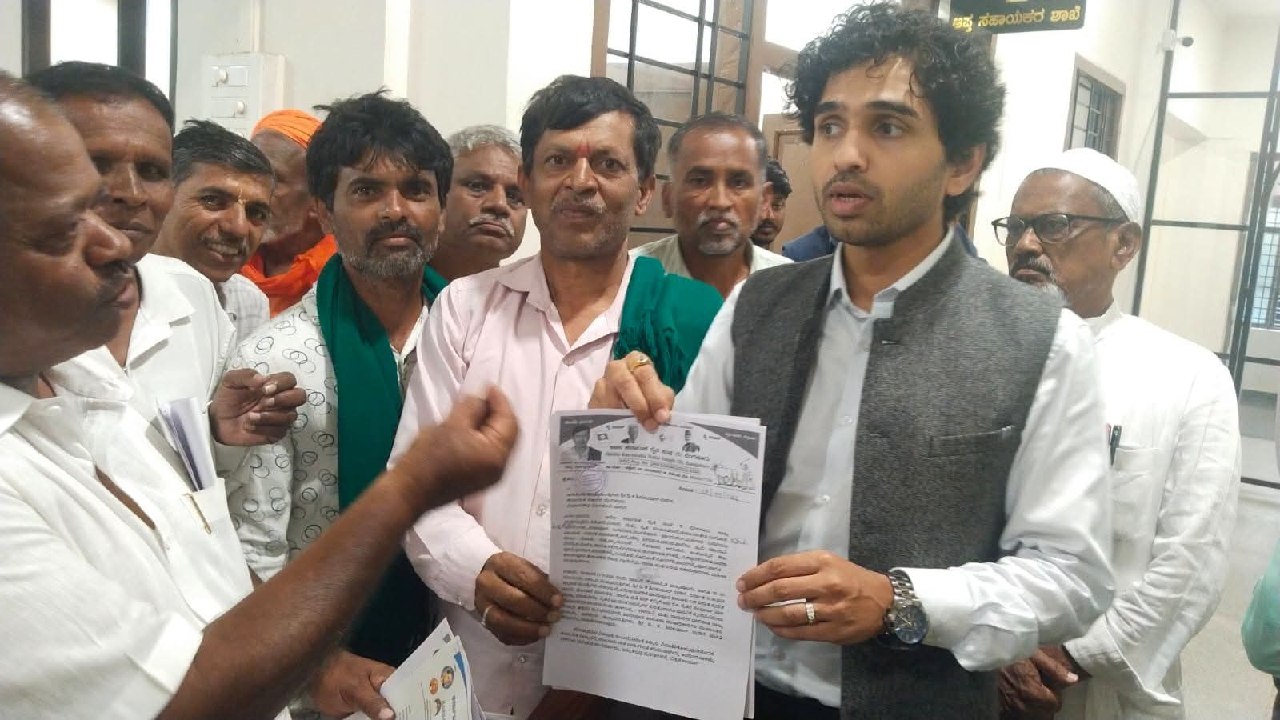 खानापुर तालुका को सूखाग्रस्त घोषित करें, हेक्टेयर नहीं एकड़ के हिसाब से ₹25 हजार मुआवज़ा दें: किसानों की मांग